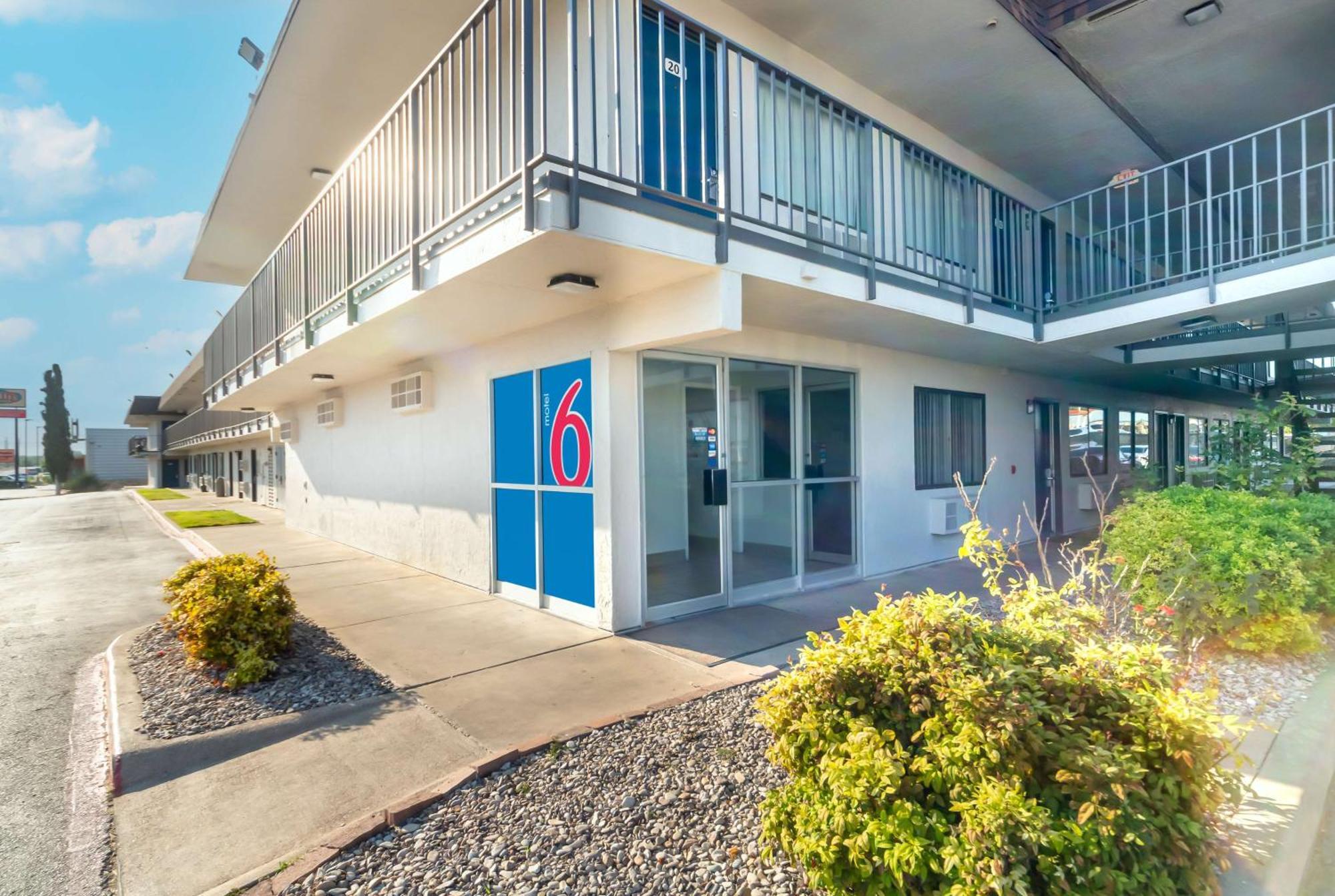 Motel 6-Del Rio, TX Esterno foto