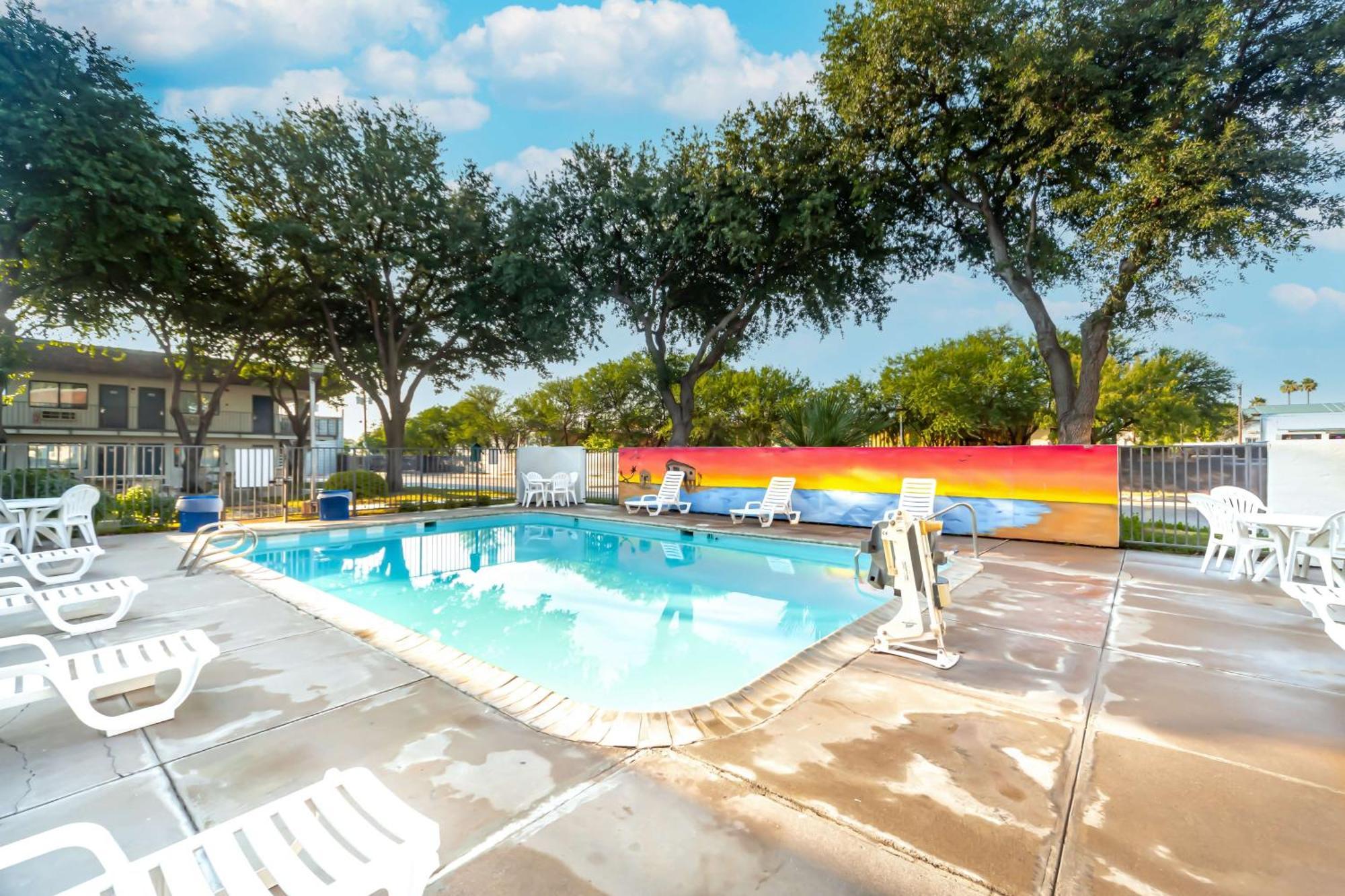 Motel 6-Del Rio, TX Esterno foto